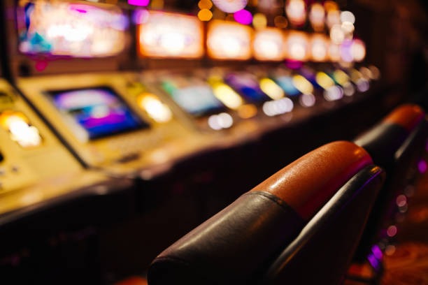 Multi-table live dealer room on situswd with blackjack, roulette, and baccarat